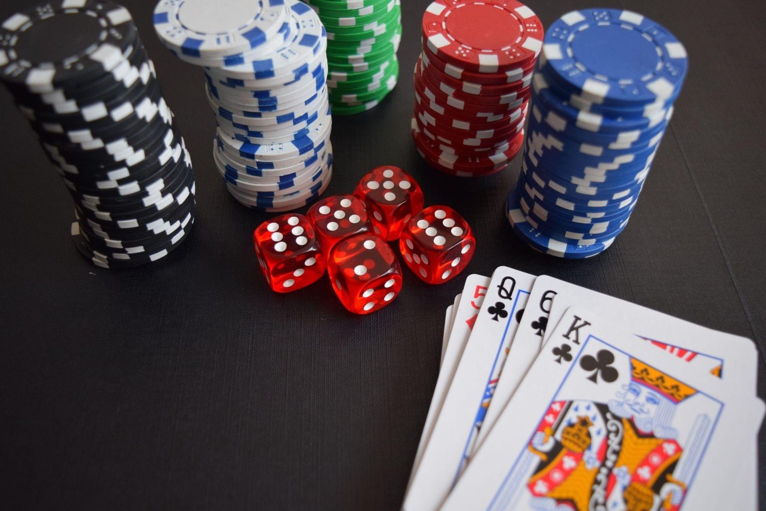 What Makes an Online Casino Game Exclusive? A Look at Custom Digital Features